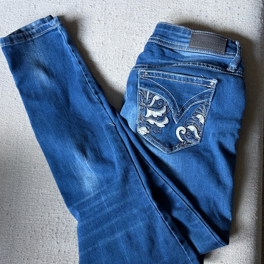 Hydraulic Women's Skinny Jeans in Medium Blue Wash - Picture 5 of 5